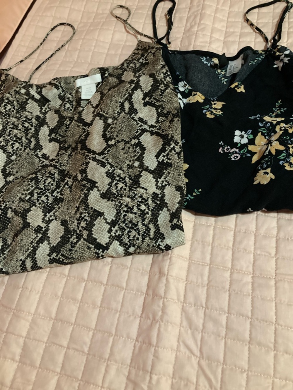 H&M Bundle-Pair of Excellent Condition Printed Sleeveless Tops! Size Medium